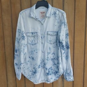 Mossimo Boyfriend Fit Pearl Snap Button Down Long Sleeves